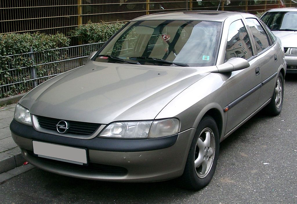 Opel Vectra front 20080222.jpg