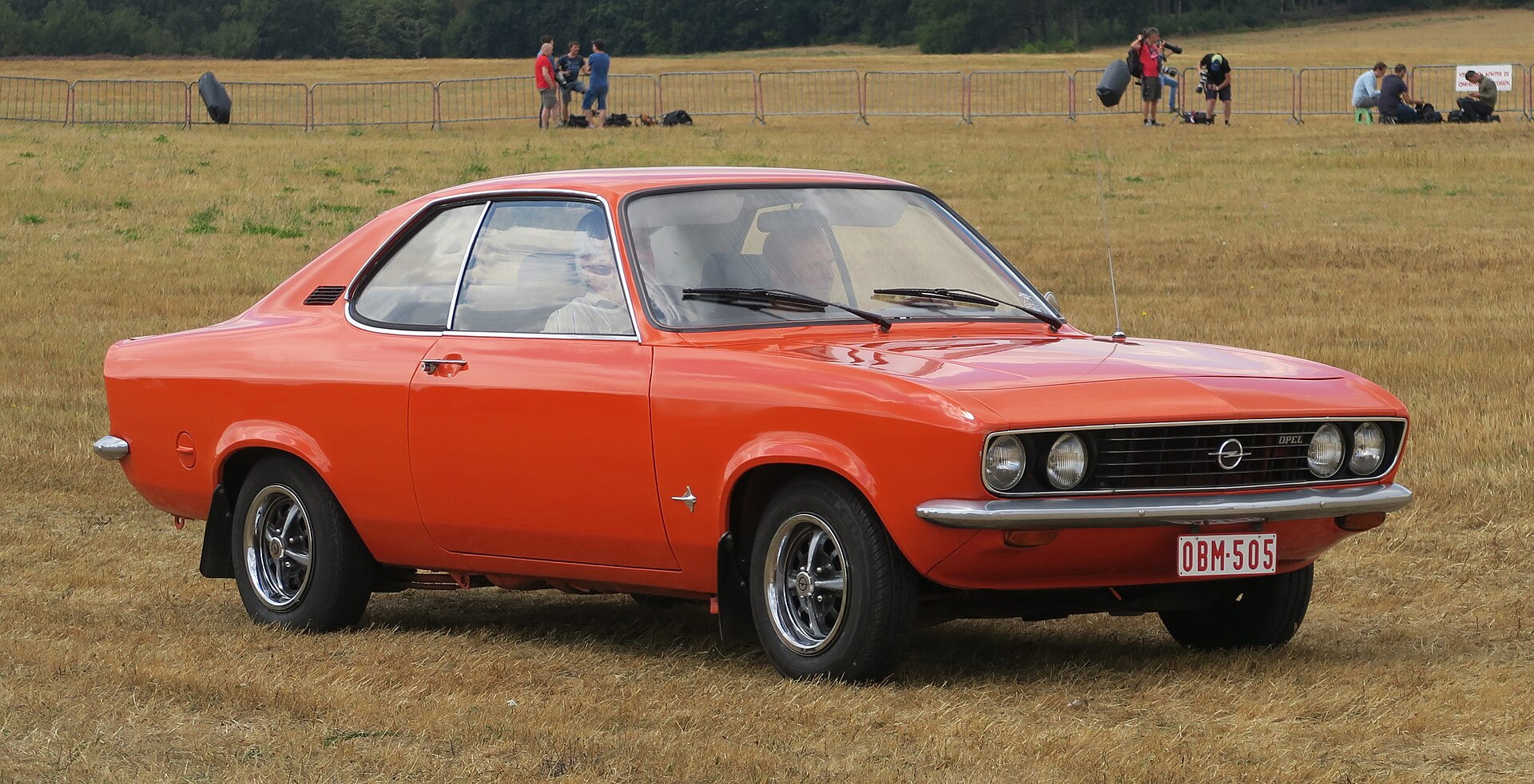 Opel Manta A at Schaffen-Diest in 2018.jpg