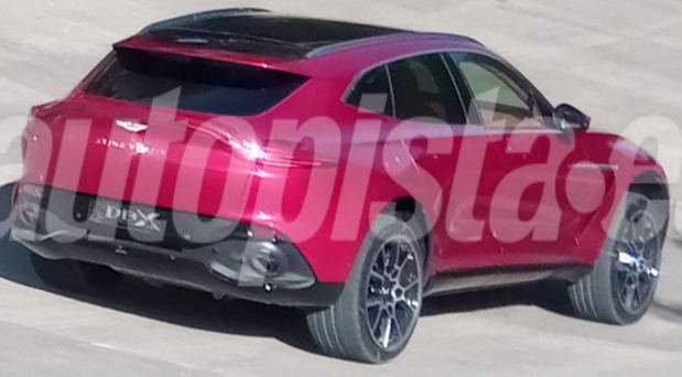 Aston Martin DBX
