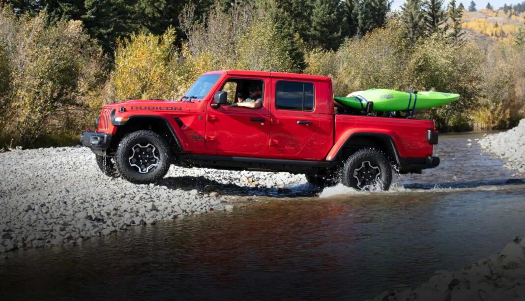 2020_Jeep-Gladiator-Reveal-Desktop-4x4Capability.image_.1440