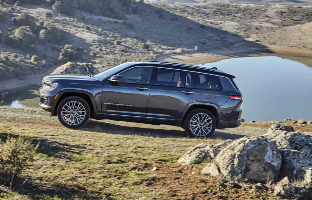 2021-Jeep-Grand-Cherokee