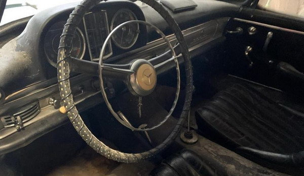 Mercedes 300SL Roadster