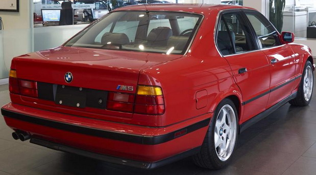 BMW E34 M5