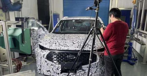 210046-ford-mondeo-1