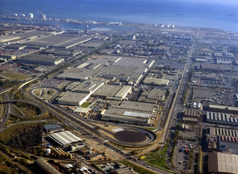 481a9e12-nissan-barcelona-spain-factory-2-768x562