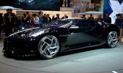 Bugatti-La-Voiture-Noire2