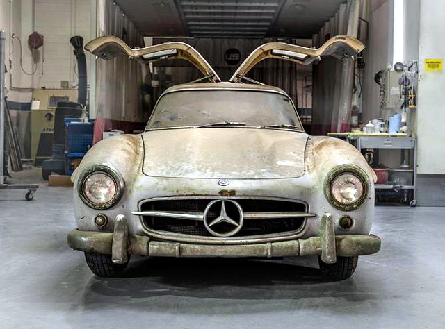 Gullwing-300-SL-1