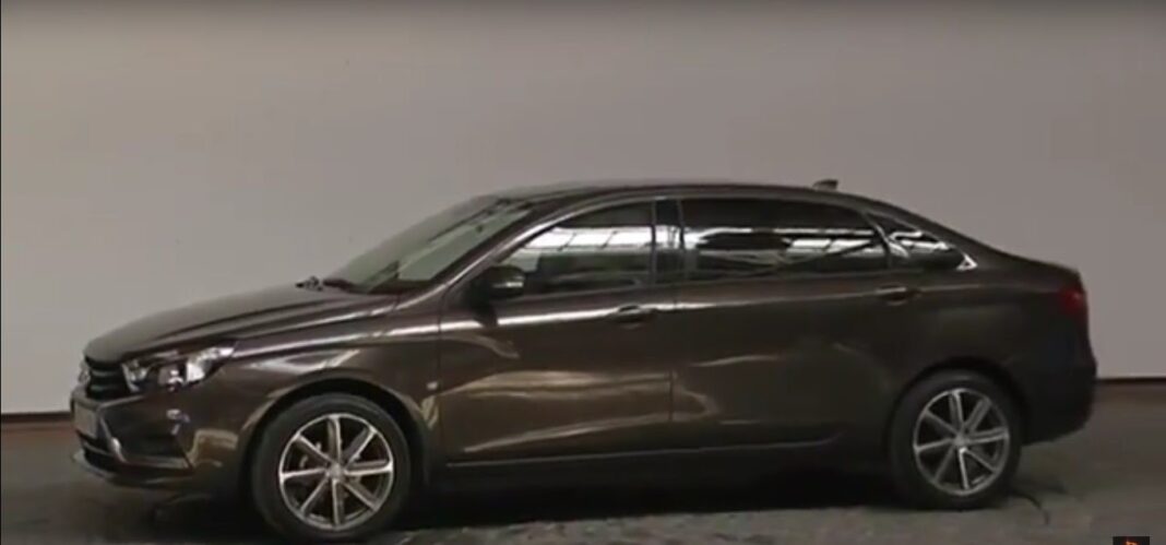 Lada-vesta-signature