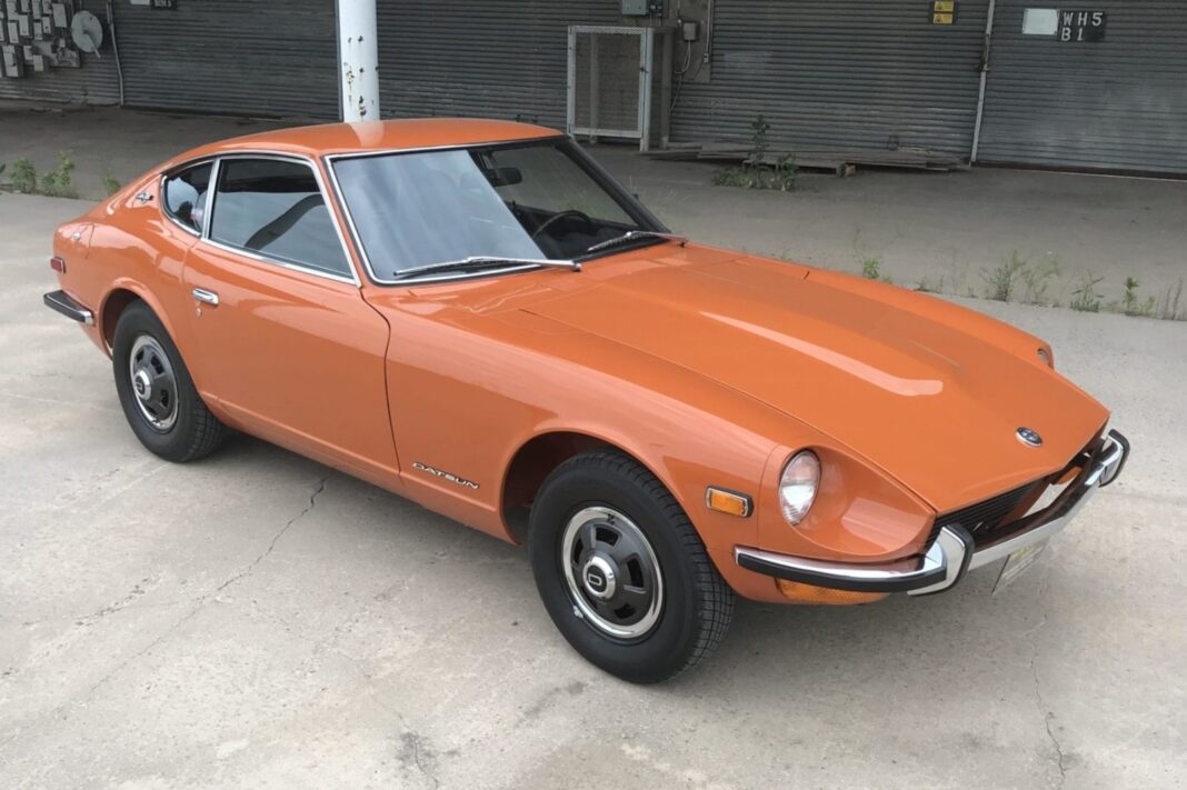 e516b682-datsun-240z-3