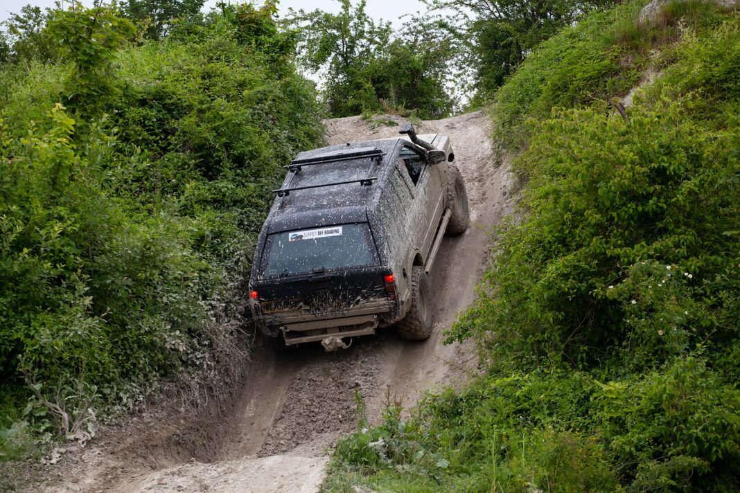 off-road-4294606_1280