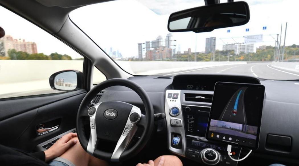 rusko-avtonomno-vozilo