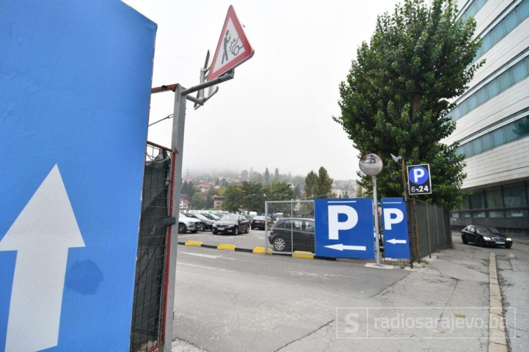 znak_zombi_setaci_sarajevo_RSA