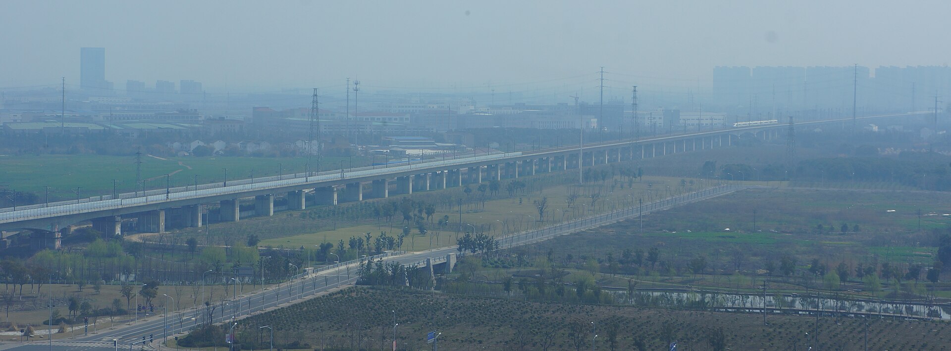 201603 Danyang-Kunshan grand bridge (wuxi) (cropped).JPG