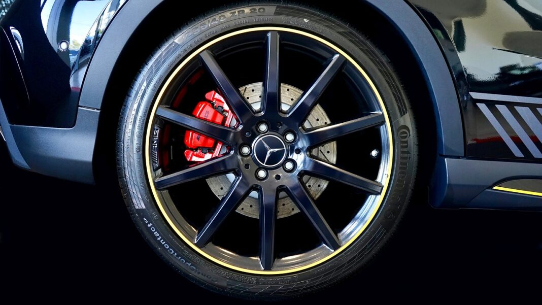 alloy-wheel-2420837_1280